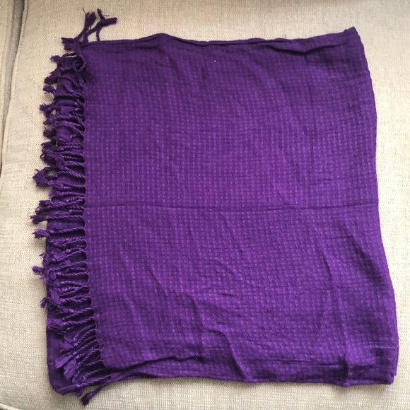 Tasseled Scarf - Picture 2 of 3